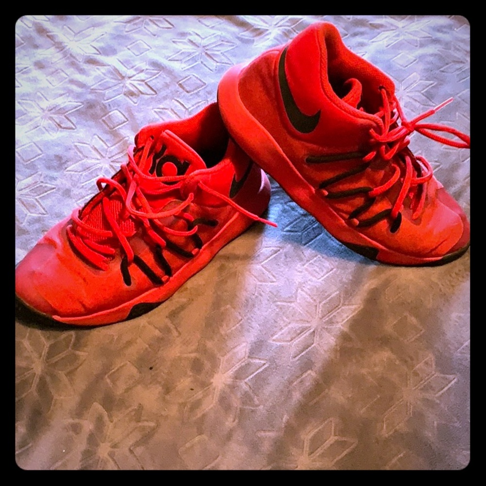Nike KD basketball shoes